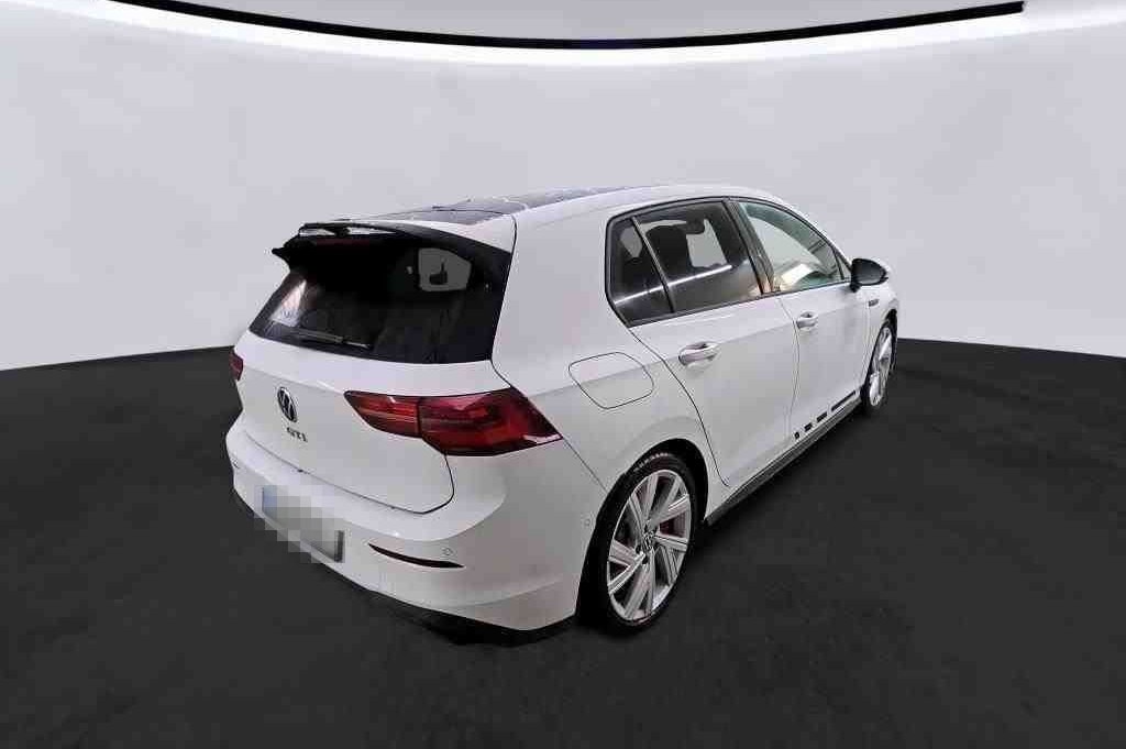 Volkswagen Golf VIII GTI CLUBSPORT 2.0 TSI AKRA Matrix-LED foto 3