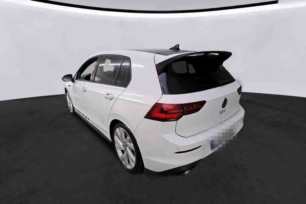 Volkswagen Golf VIII GTI CLUBSPORT 2.0 TSI AKRA Matrix-LED foto 5