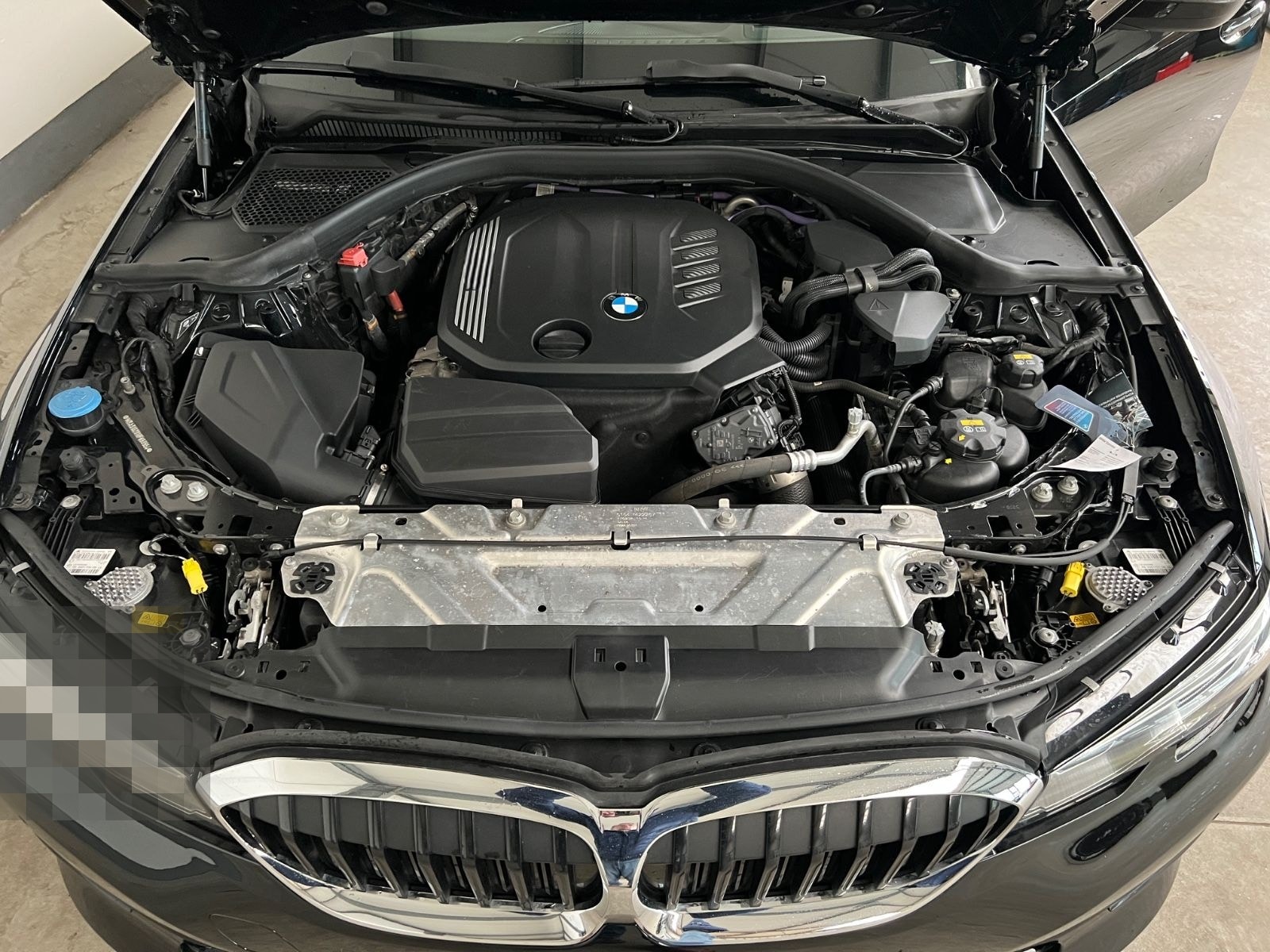 BMW 320d Touring  xDrive+Laser+HUD+Business+1.Hand foto 12