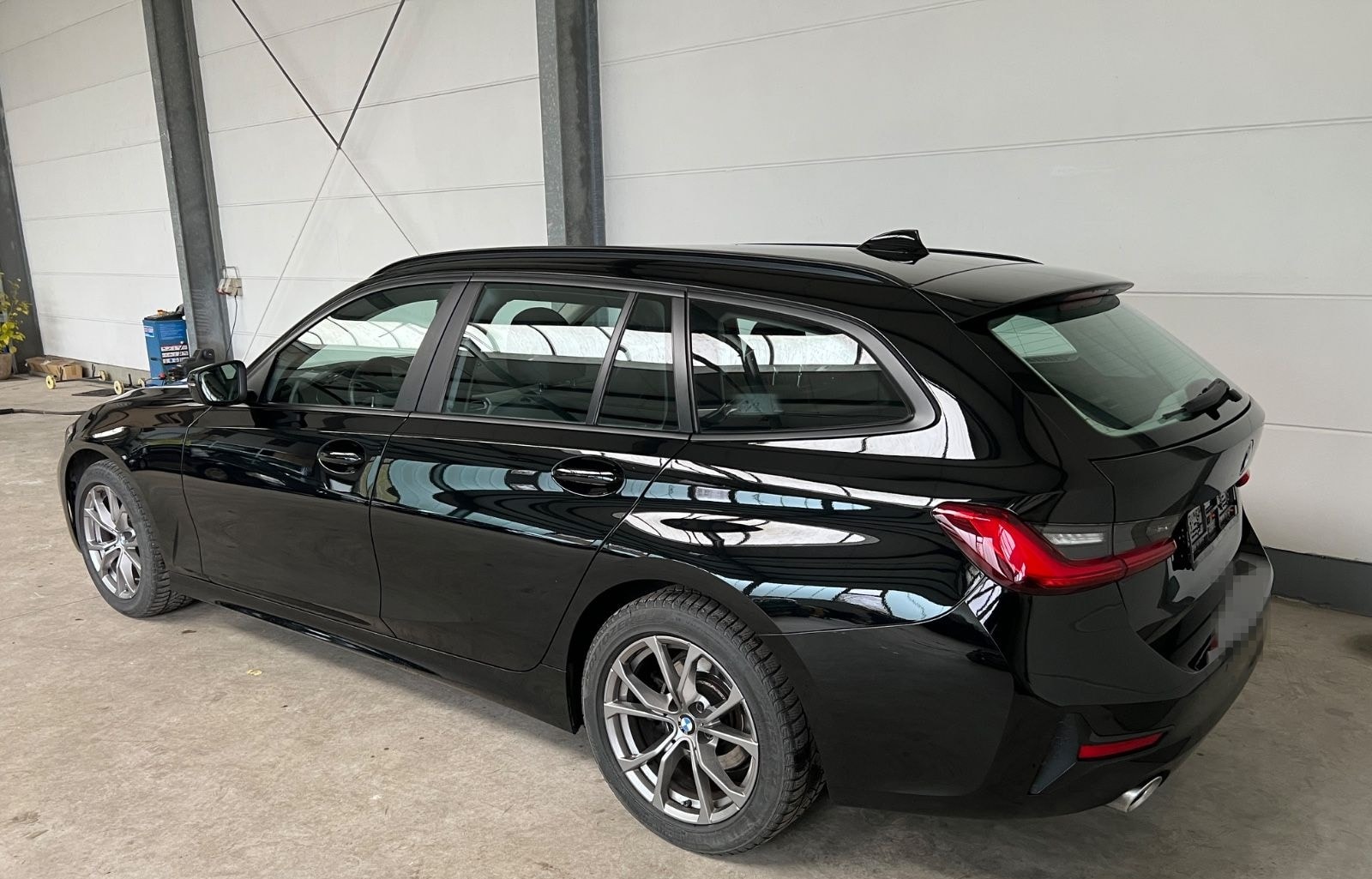 BMW 320d Touring  xDrive+Laser+HUD+Business+1.Hand foto 15