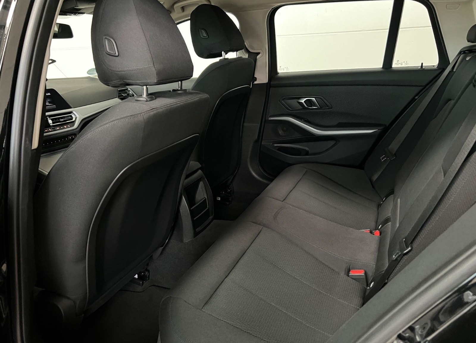 BMW 320d Touring  xDrive+Laser+HUD+Business+1.Hand foto 22