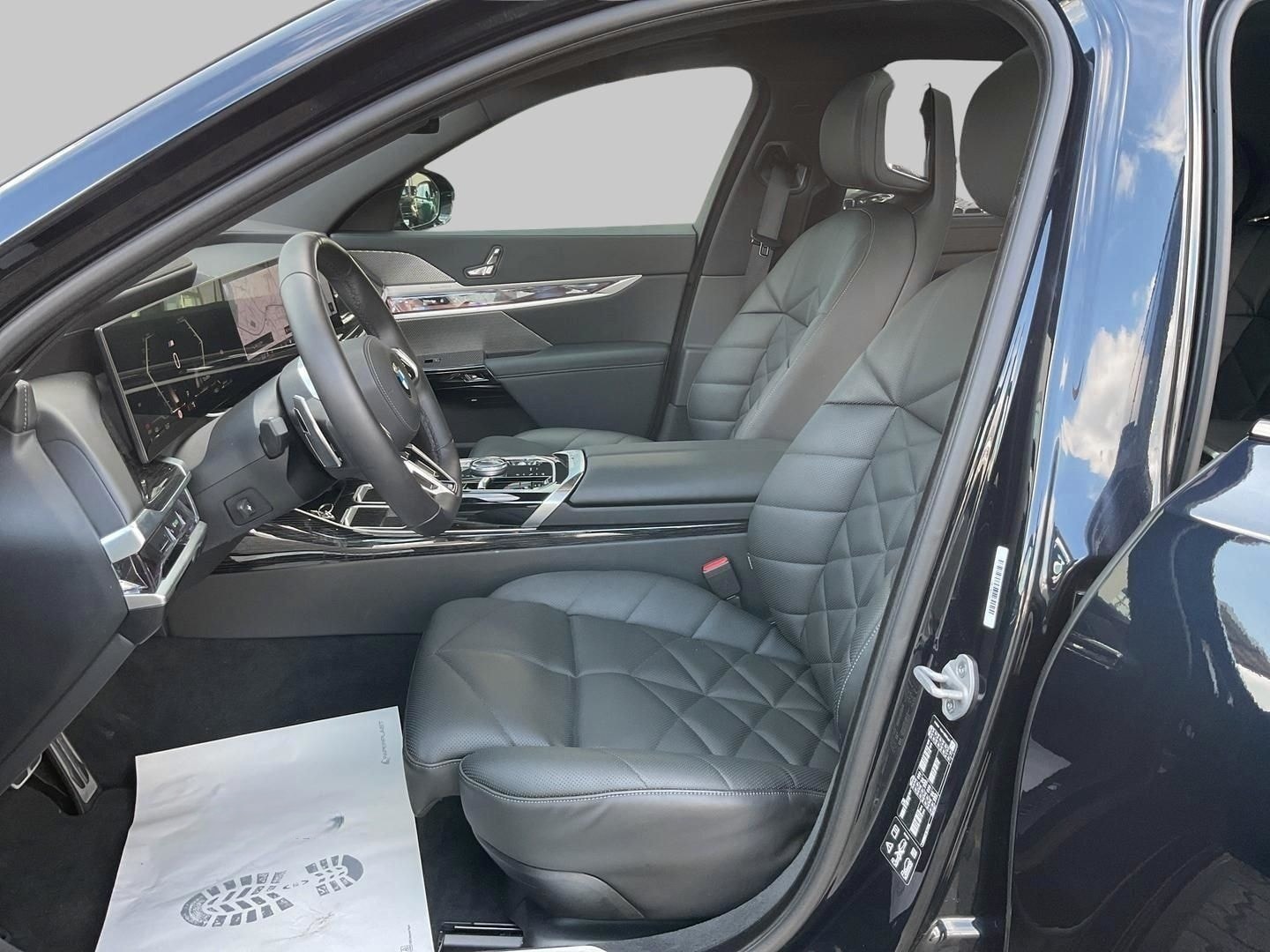 BMW 740 d xDrive M Sport Leasing 999,- brutto o. Anz foto 9