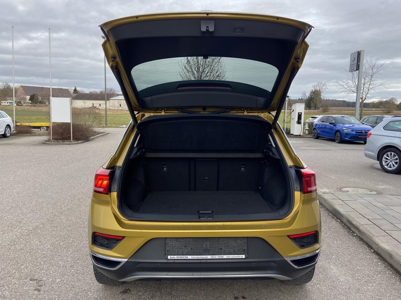 Volkswagen T-Roc 1.5 TSI DSG Active BEATS+EL.HECKAPP-CONNEC foto 12