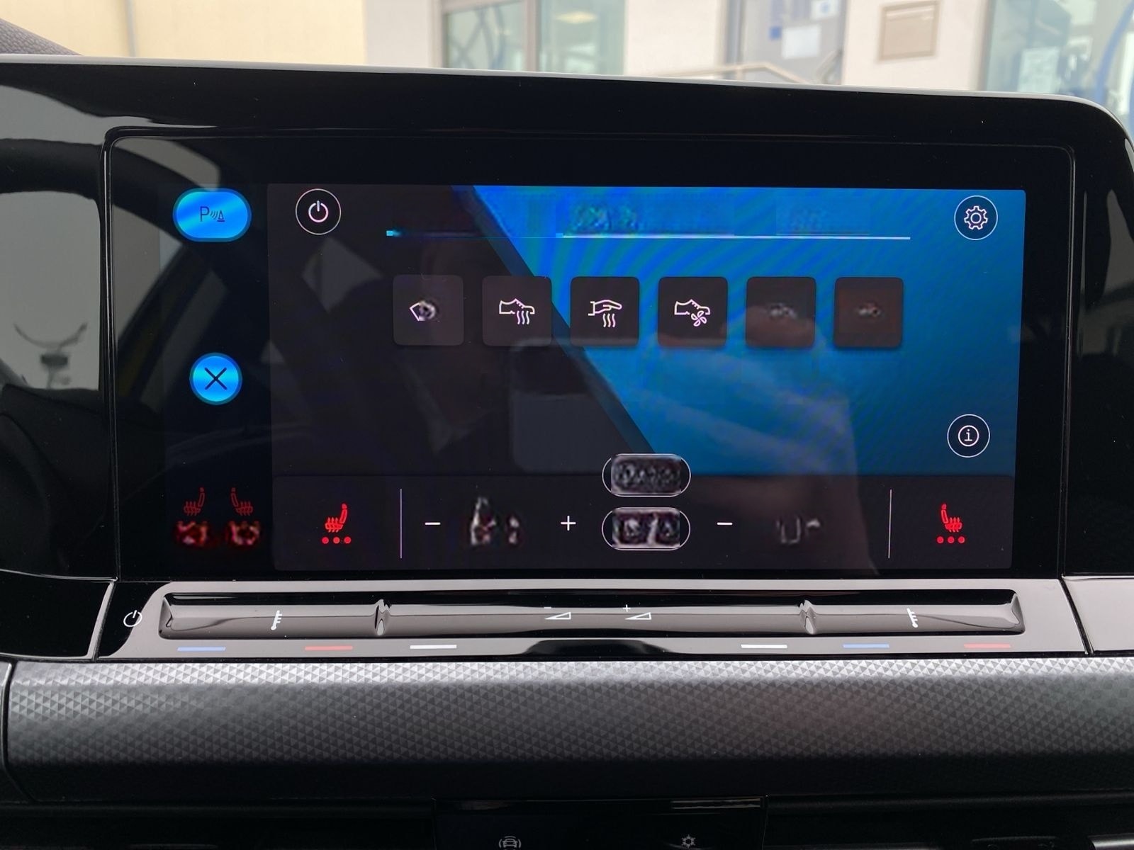 Volkswagen Golf VIII 1.5 TSI Active *KAMERA SHZ* foto 15