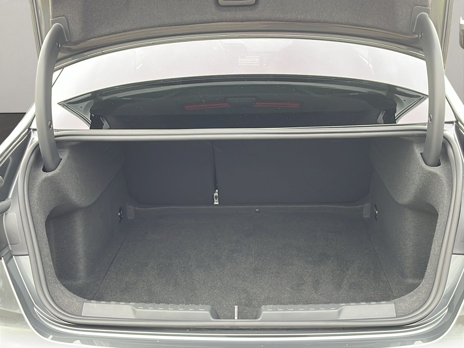 Audi A3 Limousine 35 1.5 TFSI S line foto 9