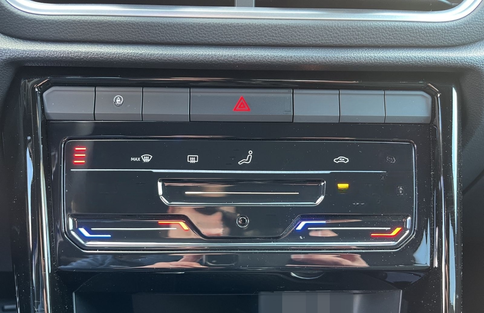 Volkswagen T-Roc 2.0 TDI R-Line, 4Motion, DSG foto 15