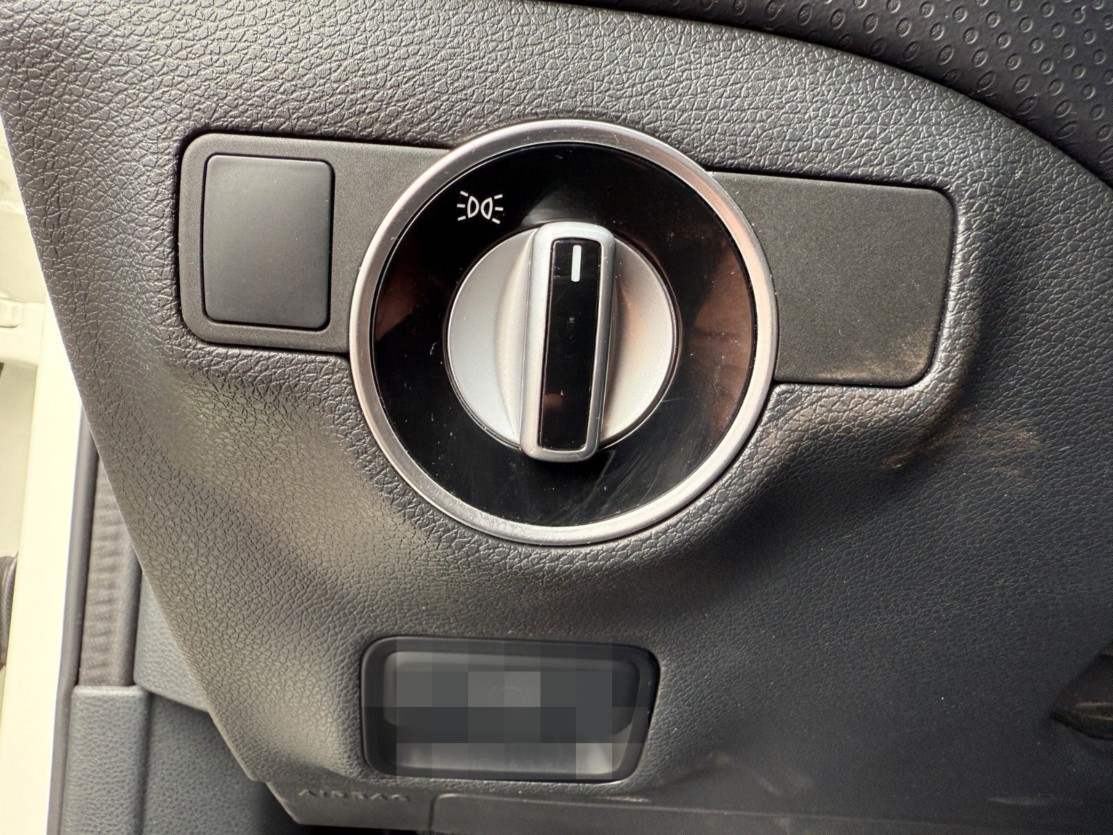 Mercedes-Benz A 220 4MATIC*NAVI*AUTOM*LED*KLIMAAUT.*S-Heft* foto 18