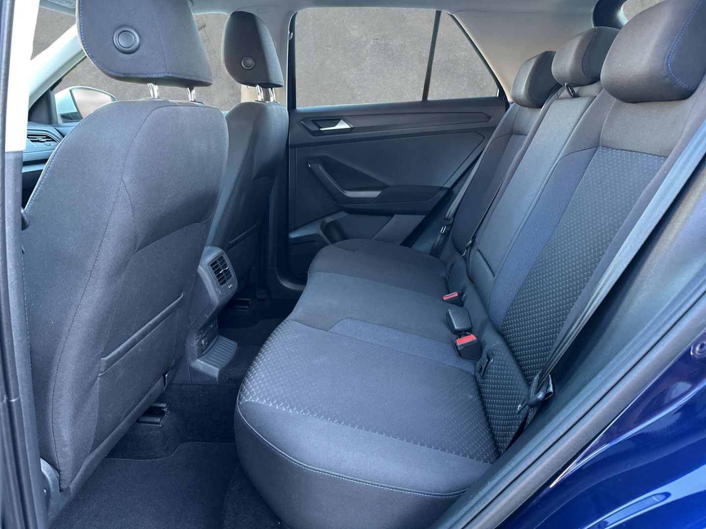 Volkswagen T-Roc United ACT 1.5 TSI 6-Gang Navi El. Heckkla foto 14