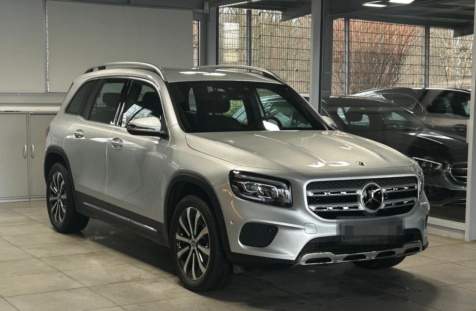 Mercedes-Benz GLB 200 Progressive DISTRONIC STANDHEIZUNG+LED++ foto 2