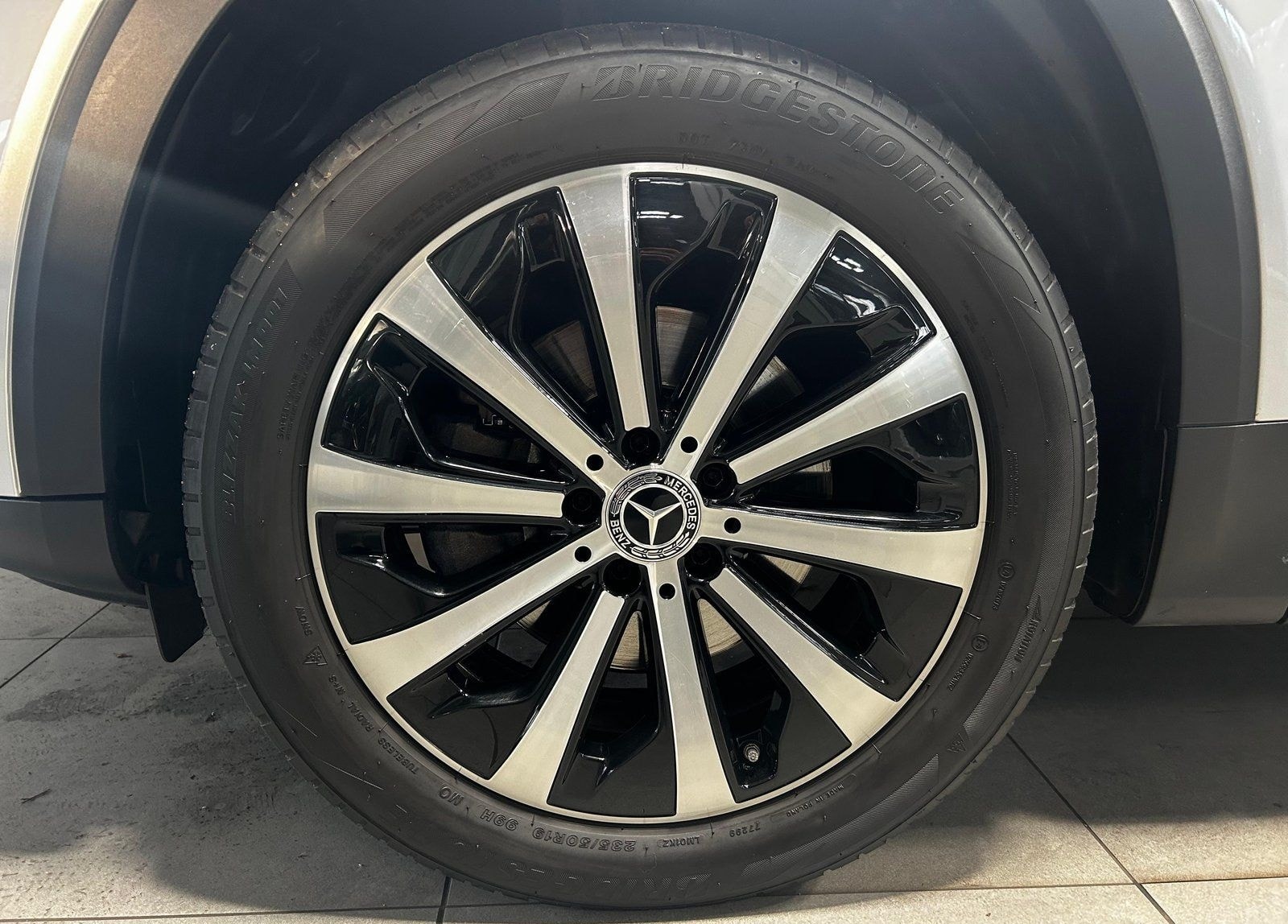 Mercedes-Benz GLB 200 Progressive DISTRONIC STANDHEIZUNG+LED++ foto 9