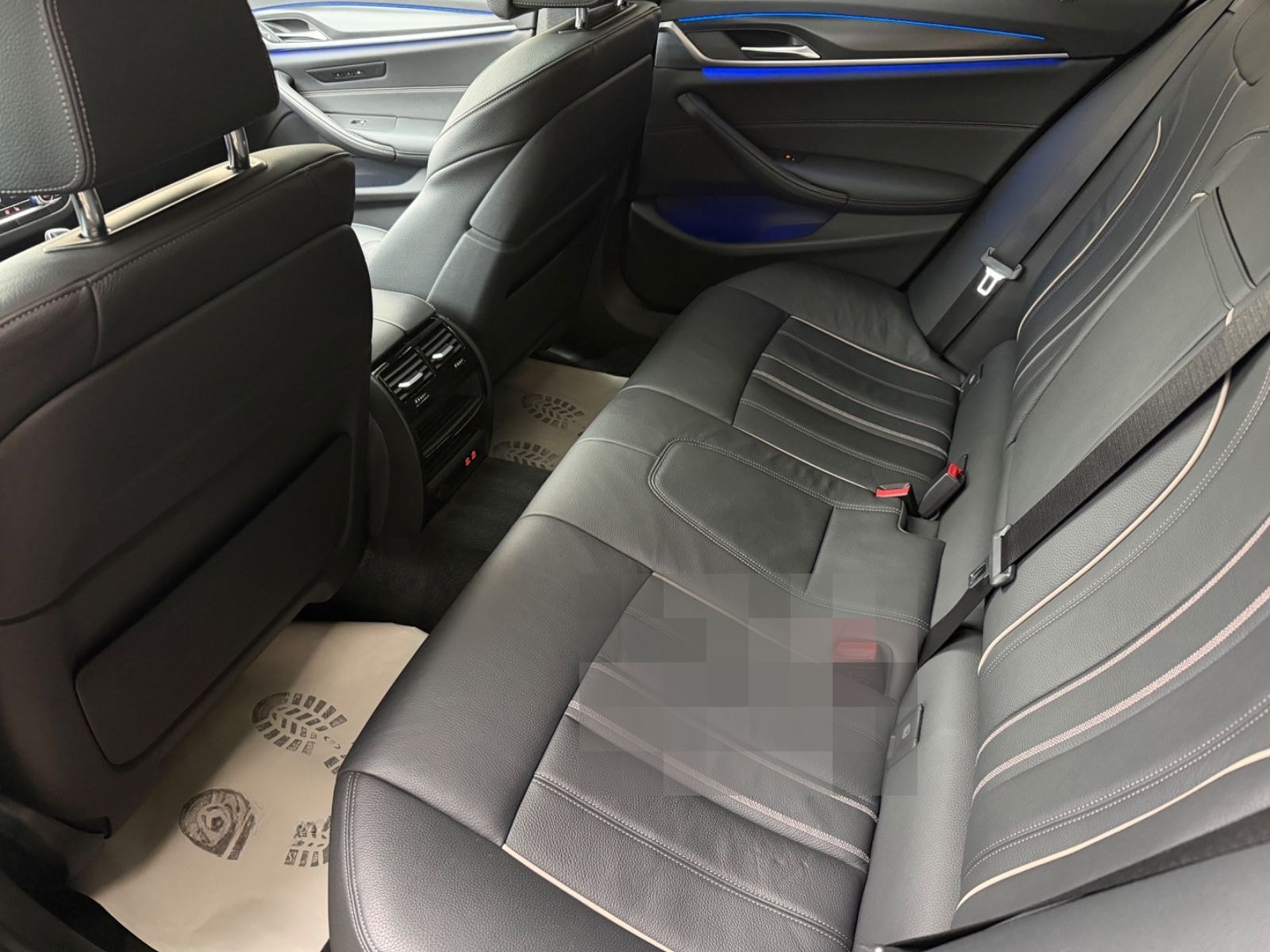 BMW 530d Touring M Sport LASER/HUD/ACC/PANO/STHZ/AHK foto 9