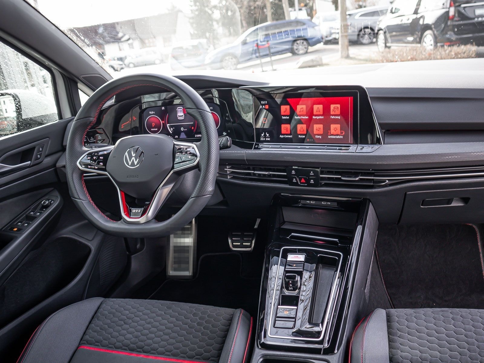 Volkswagen Golf VIII GTI Clubsport 2.0 TSI LED+ Navi ParkPi foto 12