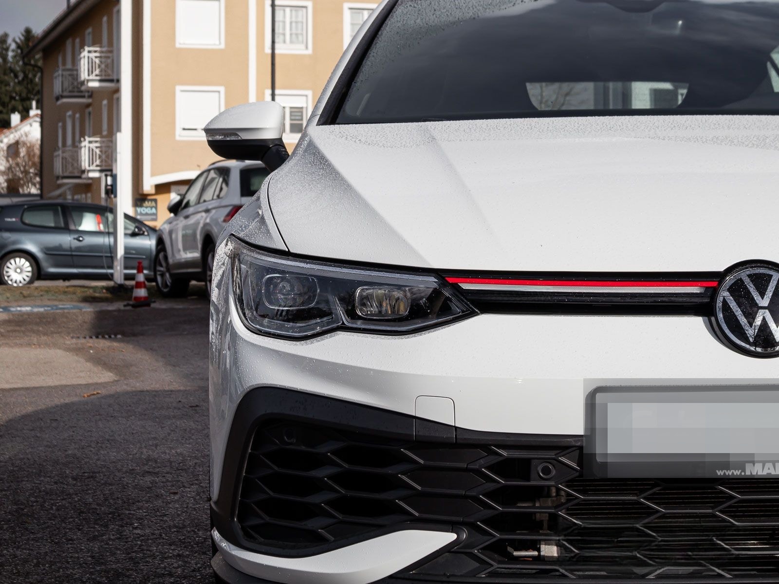 Volkswagen Golf VIII GTI Clubsport 2.0 TSI LED+ Navi ParkPi foto 10