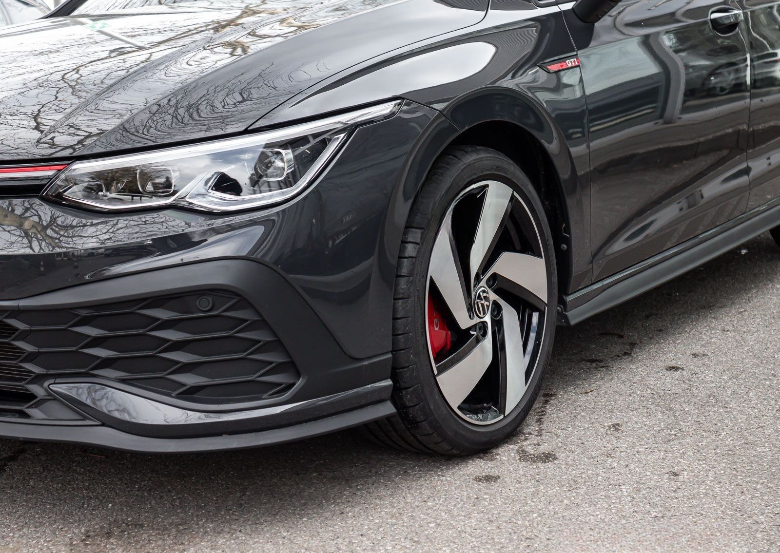 Volkswagen Golf VIII GTI Clubsport 2.0 TSI LED+ Navi ParkPi foto 9