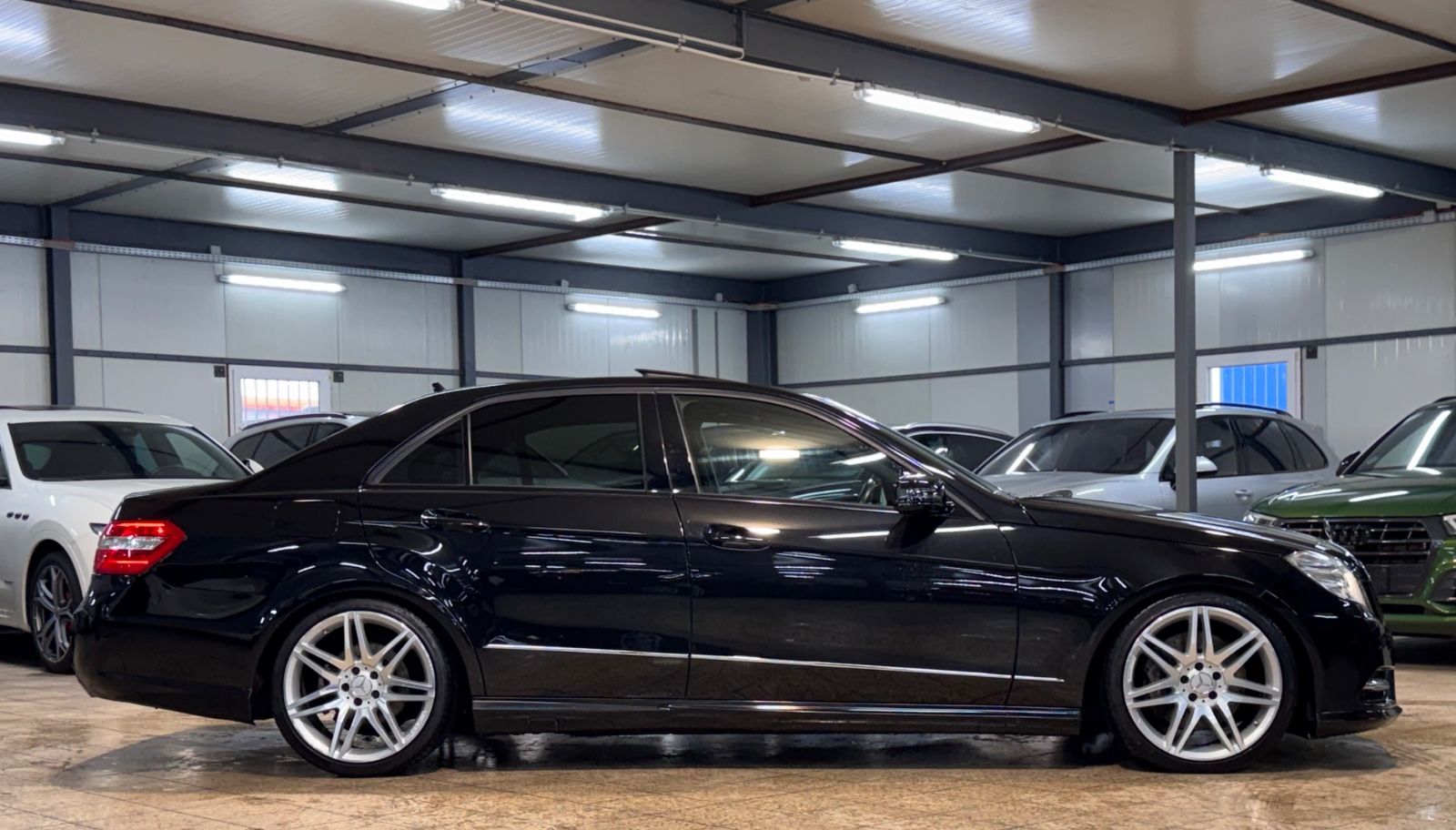 Mercedes-Benz E 350CDI 4M AVANTGARDE AMG LINE*SDACH*BIXEN*CMND foto 16