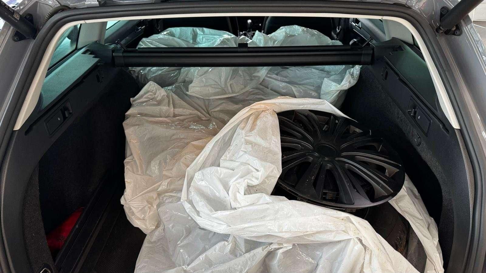 Volkswagen Passat Variant Var. 1.5TSI DSG *el.Heck*Navi*App foto 5