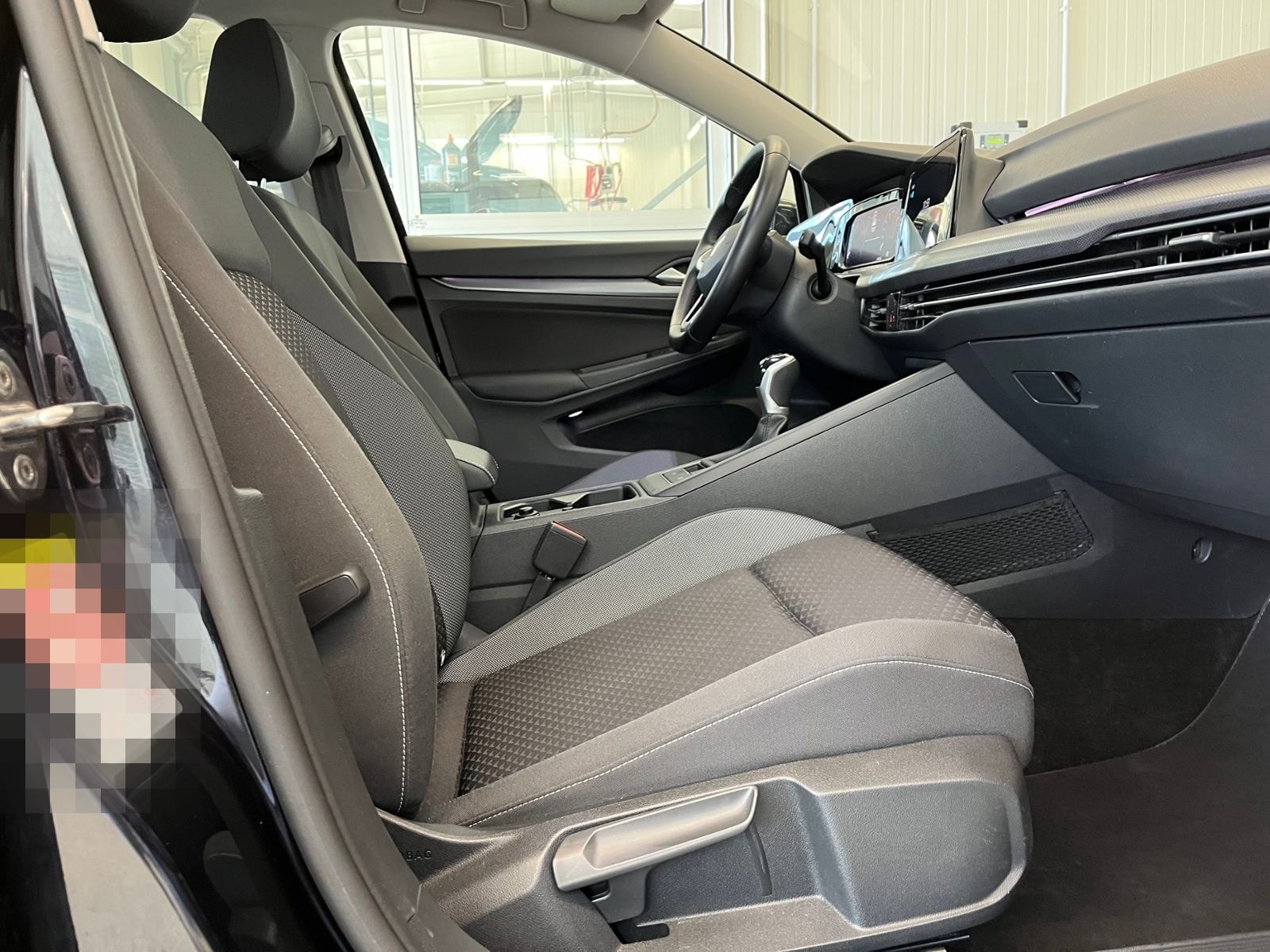 Volkswagen Golf VIII ACTIVE 1.5 TSI Standhzg. HUD Navi LEDP foto 13