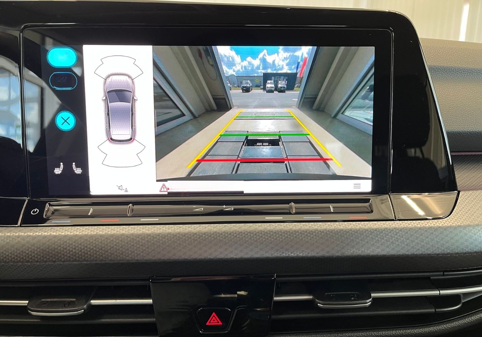 Volkswagen Golf VIII ACTIVE 1.5 TSI Standhzg. HUD Navi LEDP foto 22