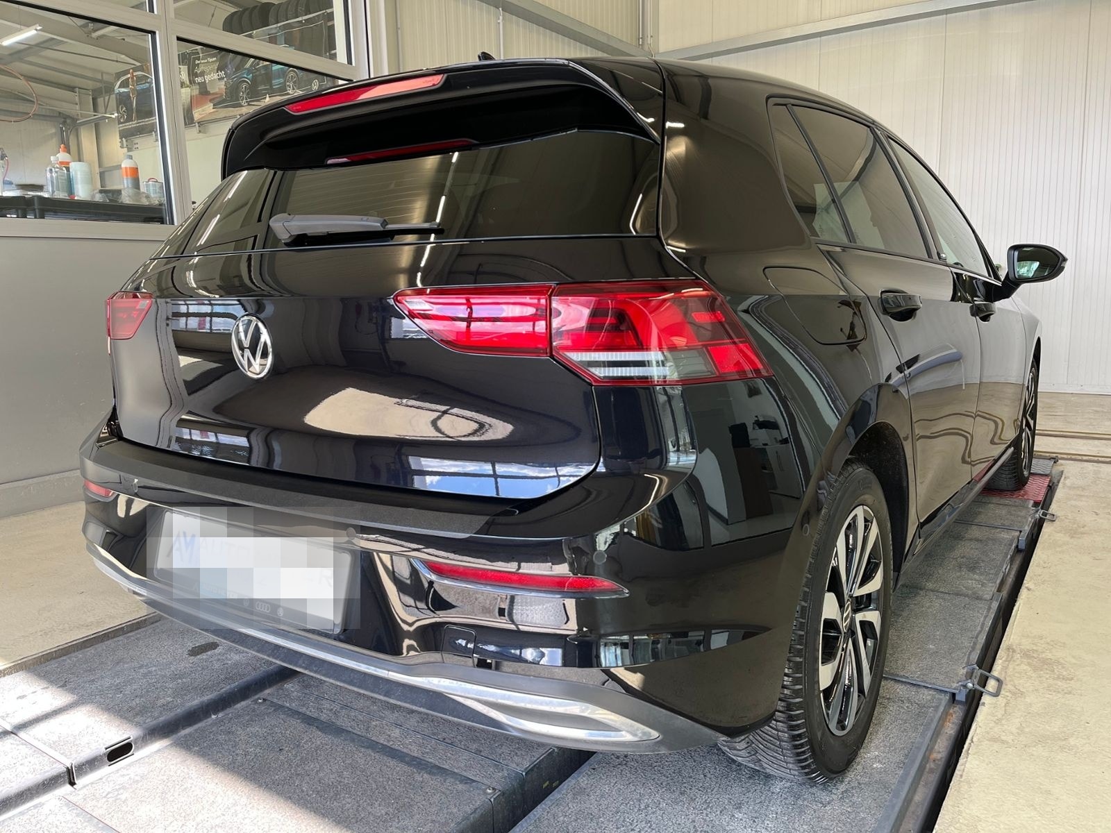 Volkswagen Golf VIII ACTIVE 1.5 TSI Standhzg. HUD Navi LEDP foto 4