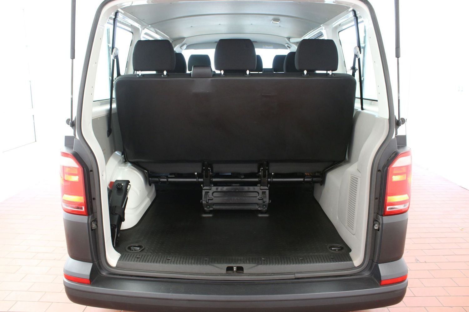 Volkswagen T6 Kombi Klima 9 Sitze 1.Hand foto 18