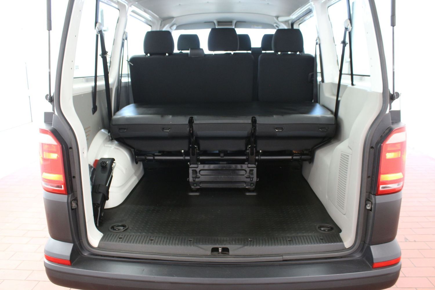 Volkswagen T6 Kombi Klima 9 Sitze 1.Hand foto 19