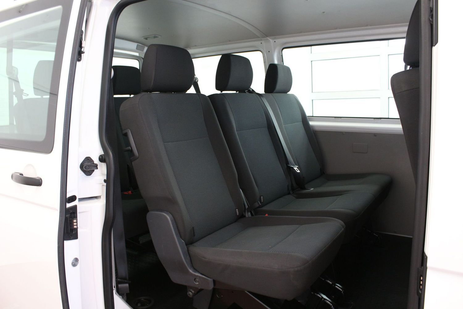 Volkswagen T6 Kombi Klima 9 Sitze 1.Hand foto 21