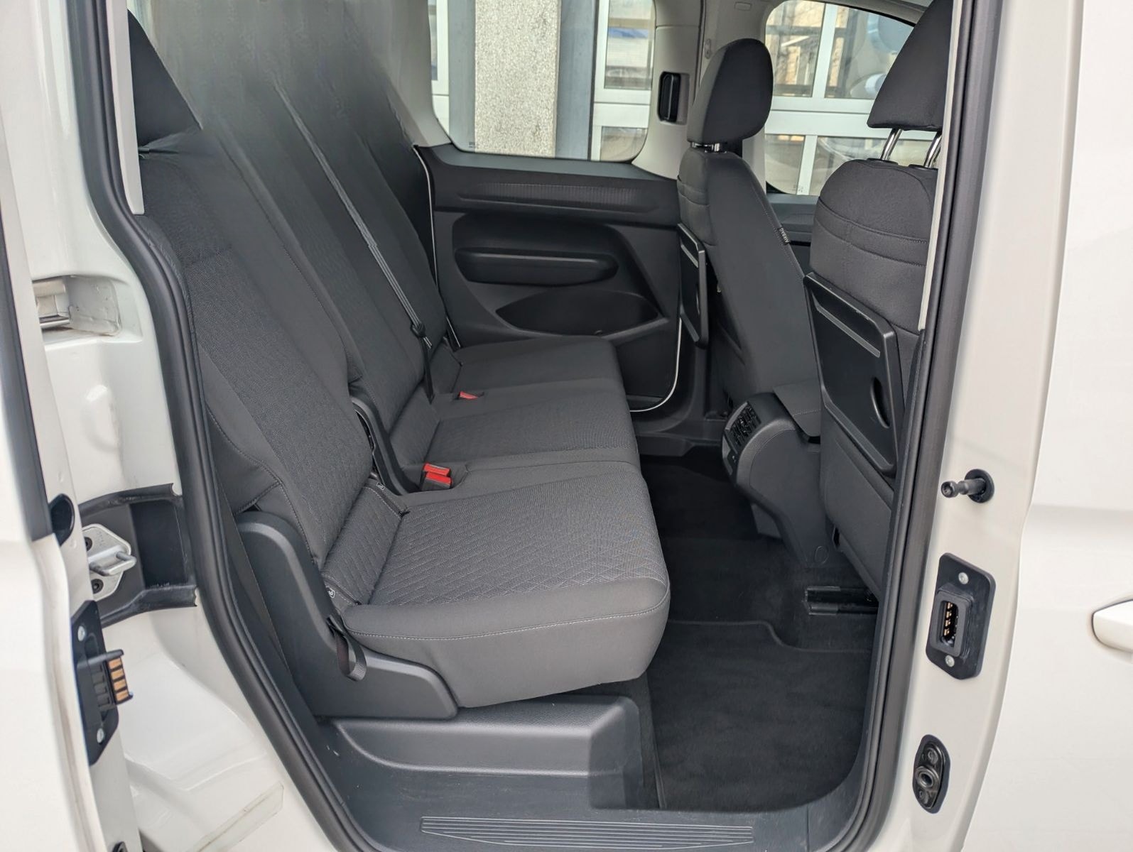 Volkswagen Caddy Life*PDC-Alu*DAB*5-Sitze*CarPlay* foto 17