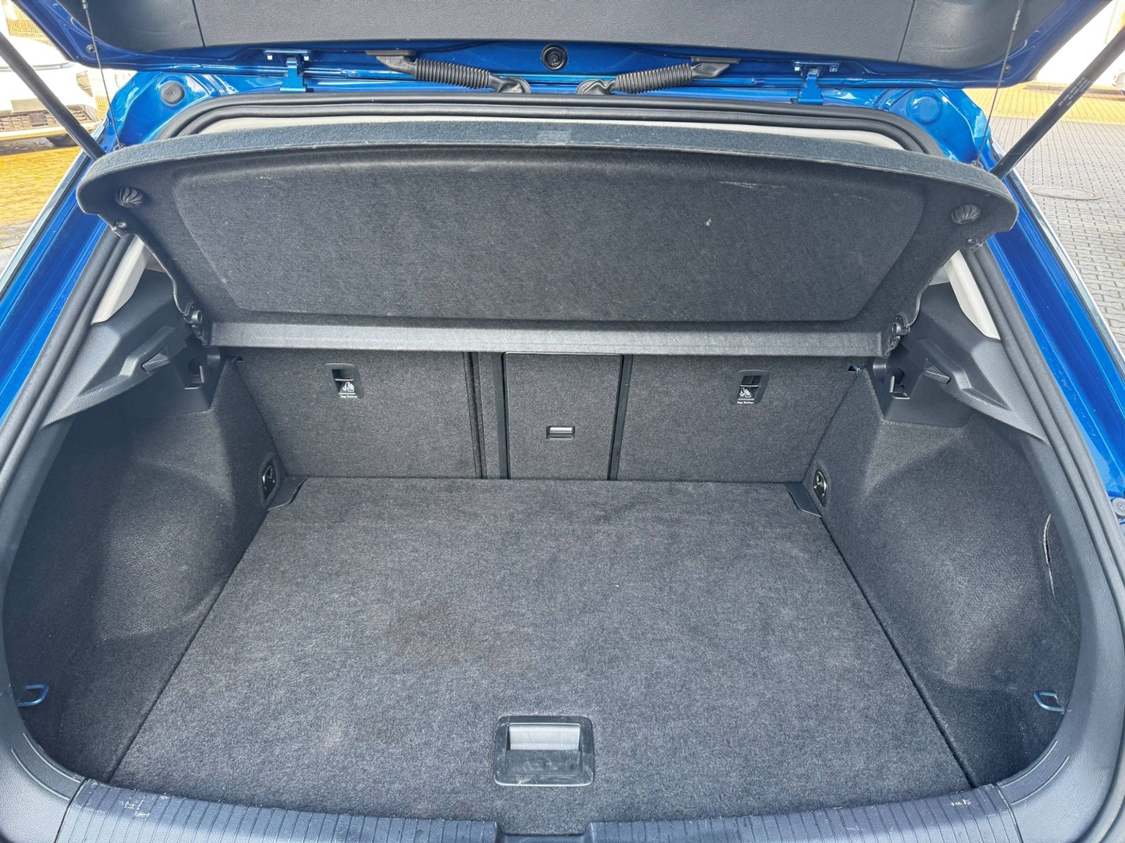 Volkswagen T-Roc R-Line TDI 4M DSG NAV|AHK|CAM|ACC foto 6