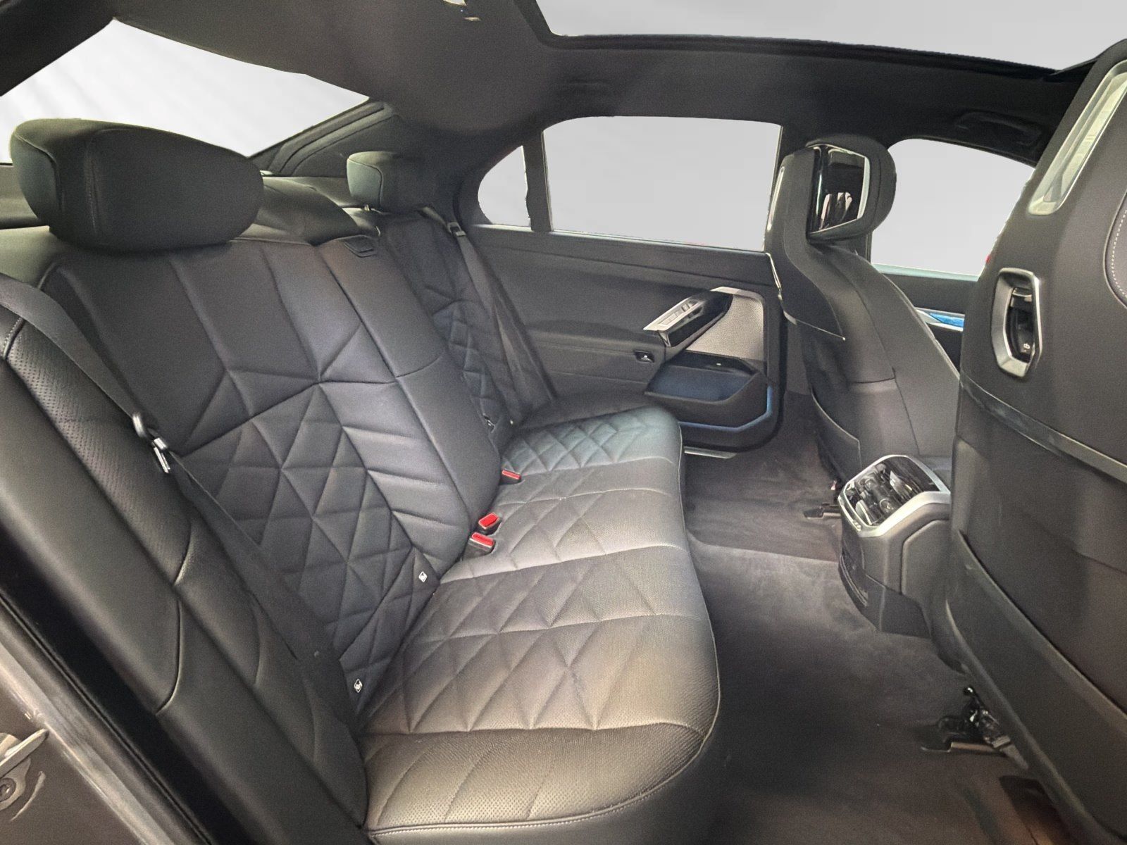 BMW 740d xDrive M Sport|SkyLounge|AHK|Autobahnass. foto 13