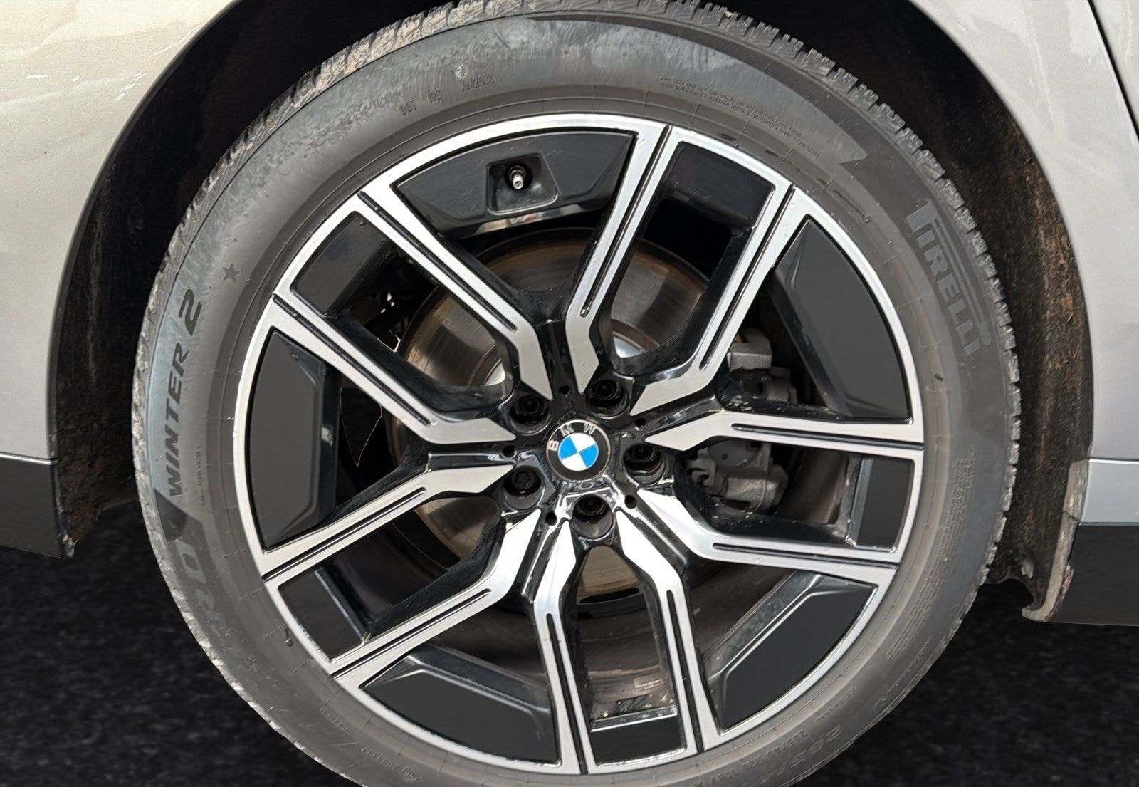 BMW 740d xDrive M Sport|SkyLounge|AHK|Autobahnass. foto 4