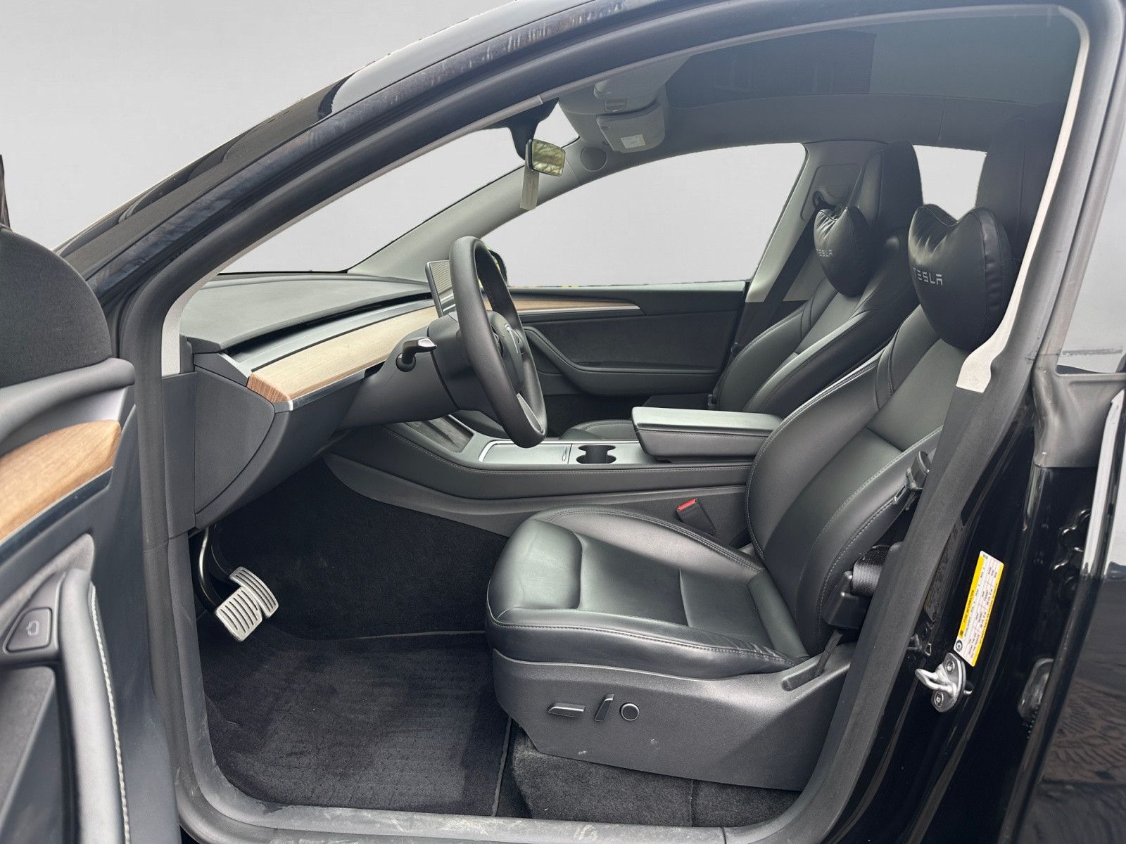 Tesla Model Y Performance DualMotor AWD foto 12