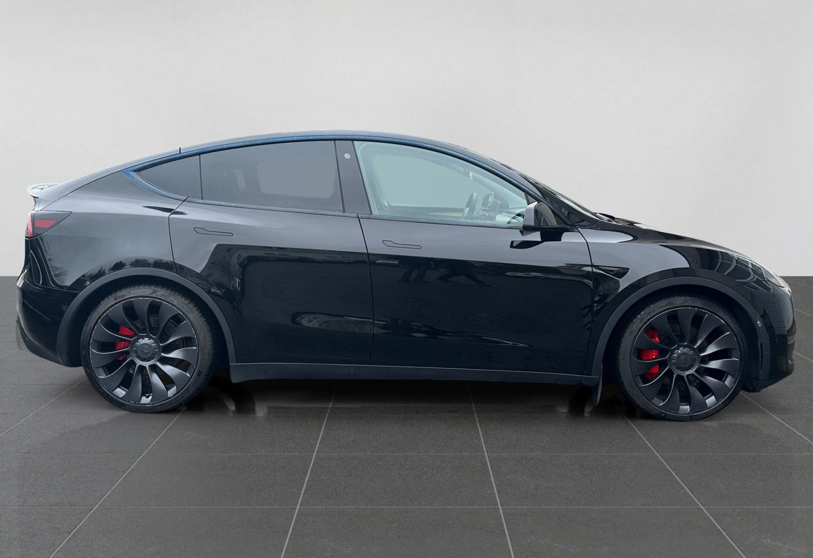 Tesla Model Y Performance DualMotor AWD foto 4