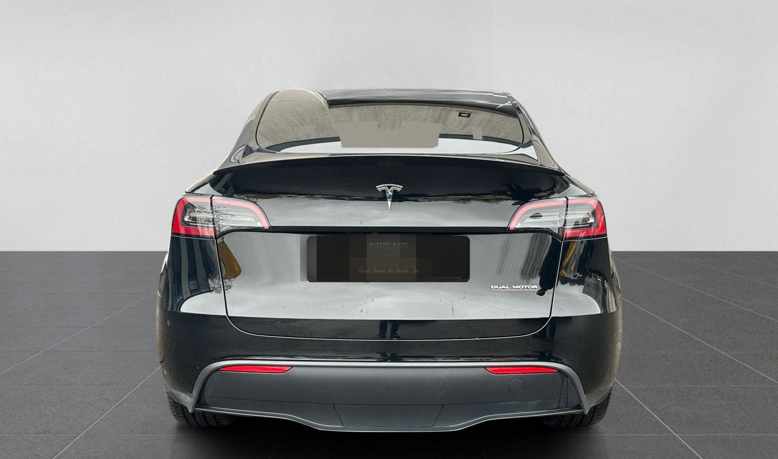 Tesla Model Y Performance DualMotor AWD foto 8