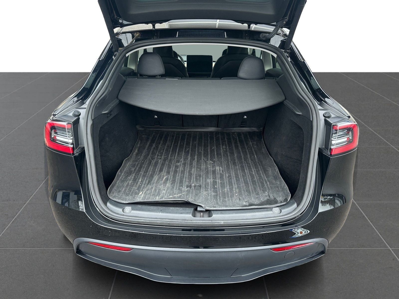 Tesla Model Y Performance DualMotor AWD foto 9