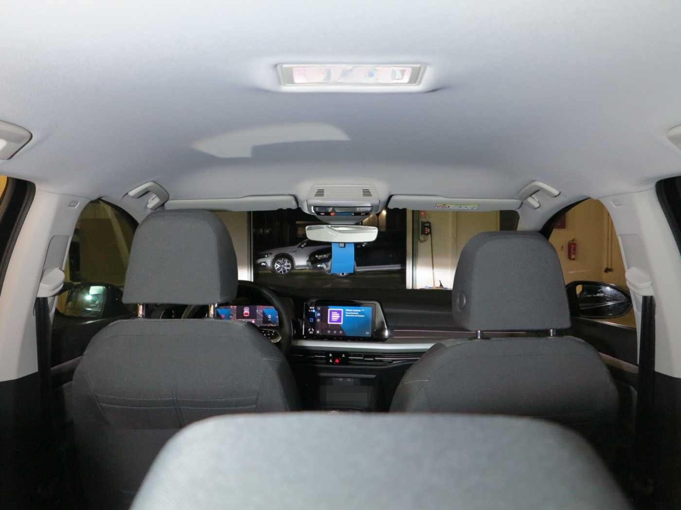 Volkswagen Golf VIII 2.0 TDI SCR DSG7 Life Navi ACC DAB foto 14