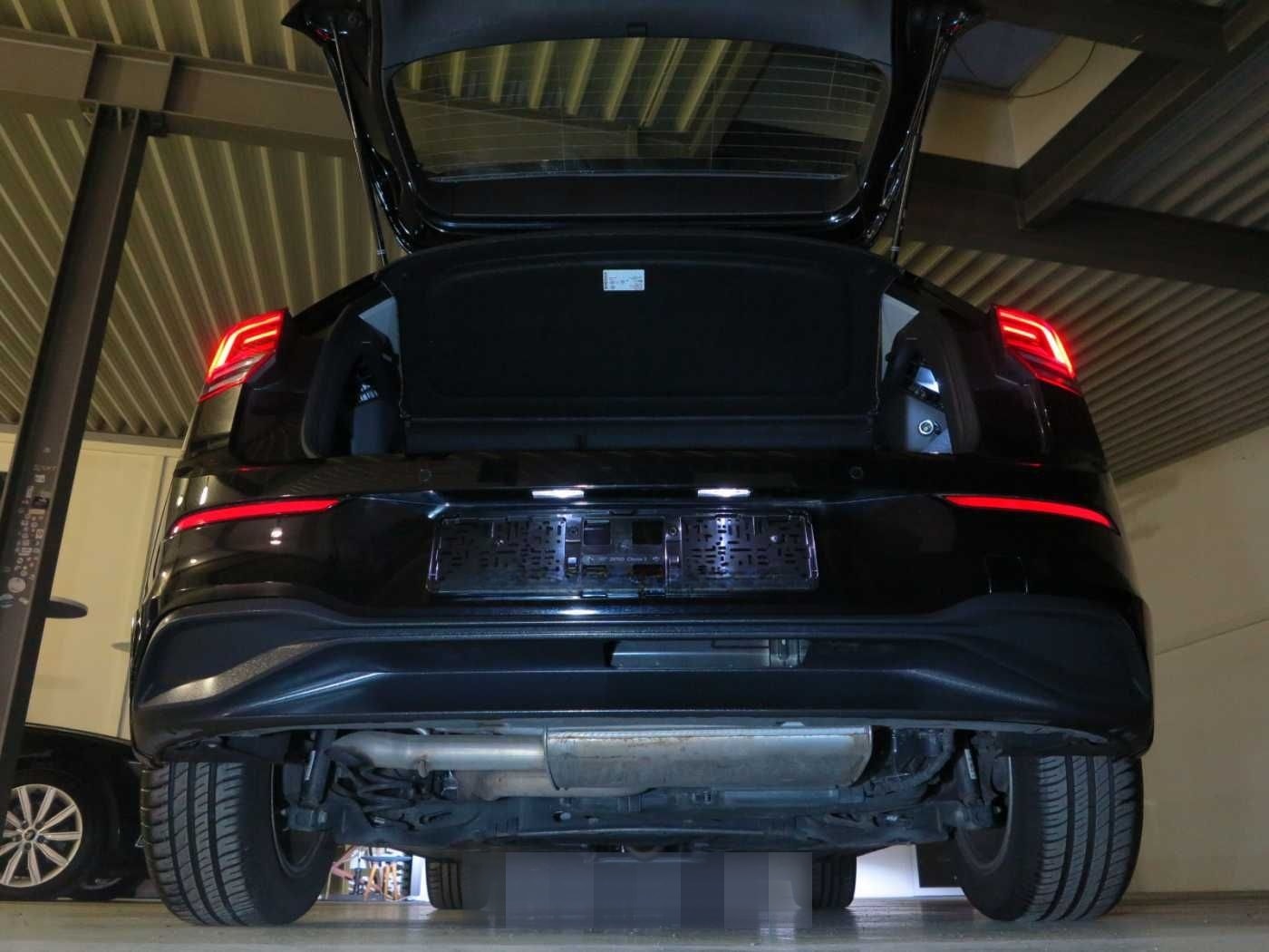 Volkswagen Golf VIII 2.0 TDI SCR DSG7 Life Navi ACC DAB foto 16