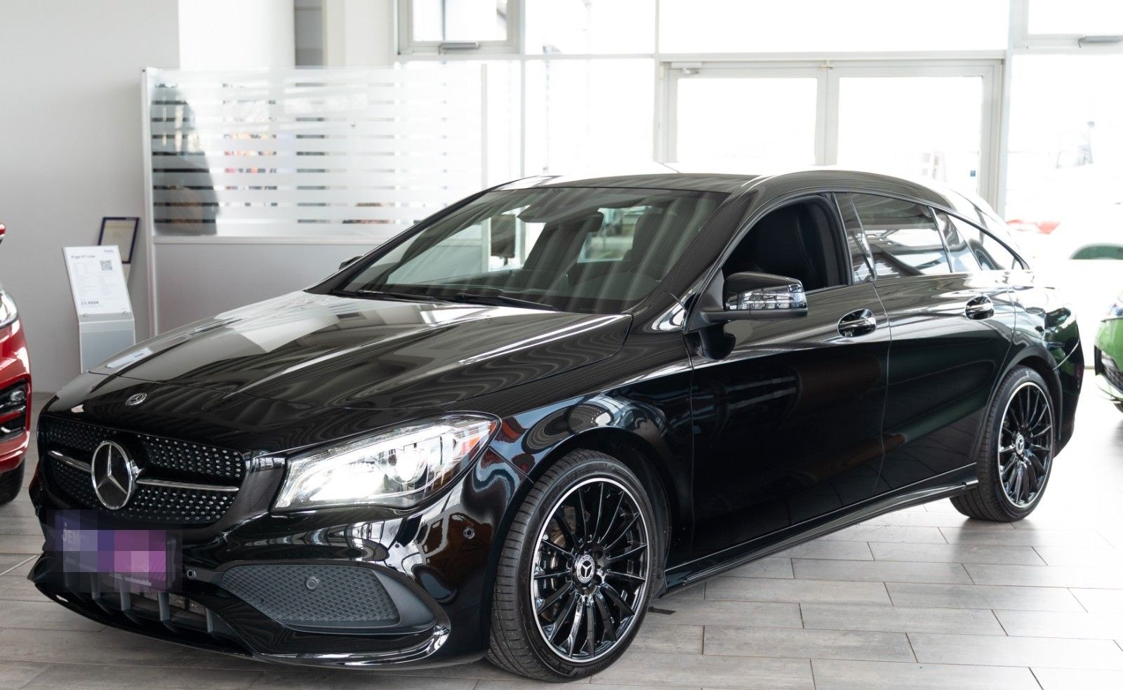 Mercedes-Benz CLA 220 Shooting Brake AMG/4x4/AUTOM./KAMERA/LED foto 2