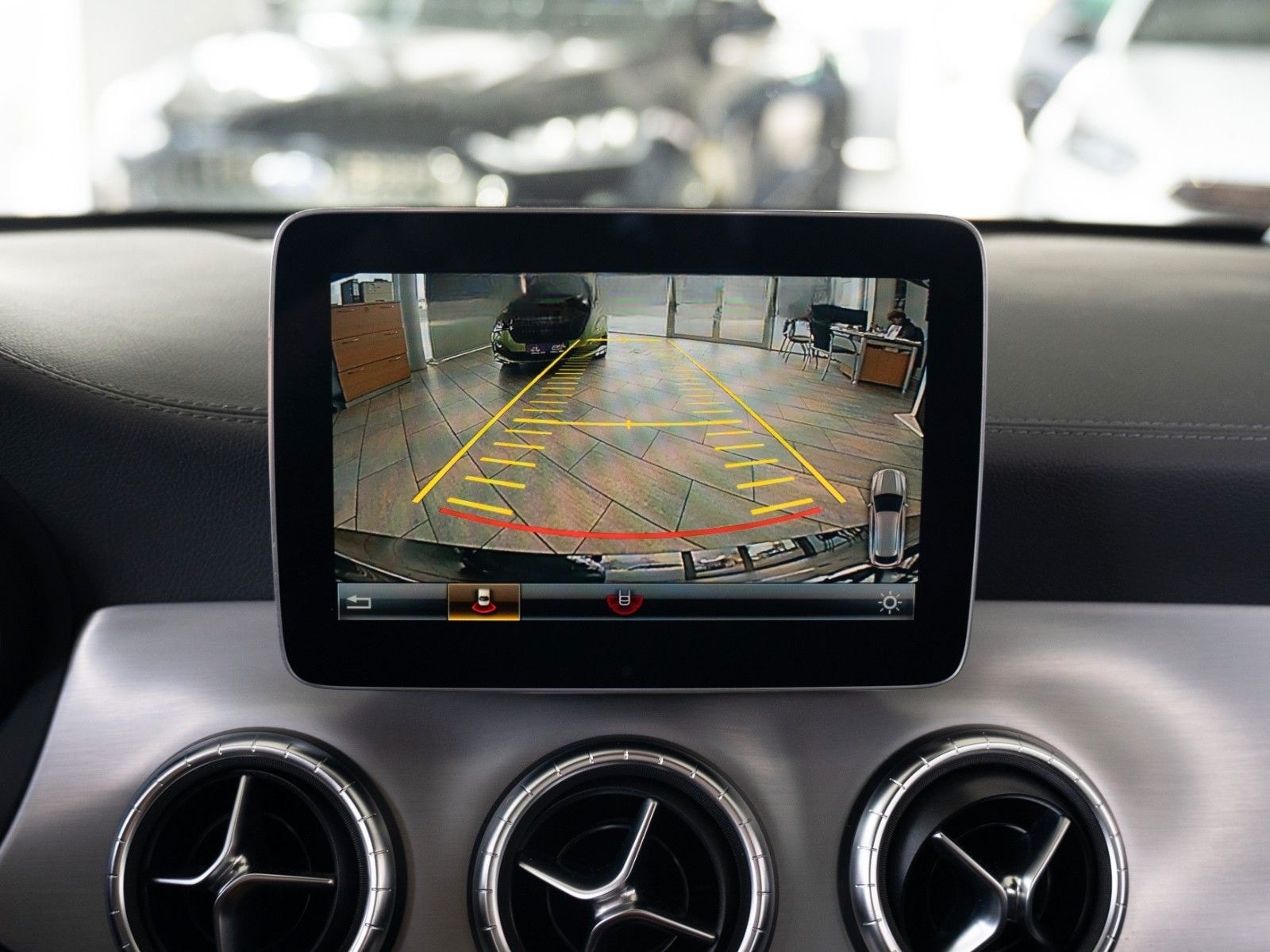 Mercedes-Benz CLA 220 Shooting Brake AMG/4x4/AUTOM./KAMERA/LED foto 14