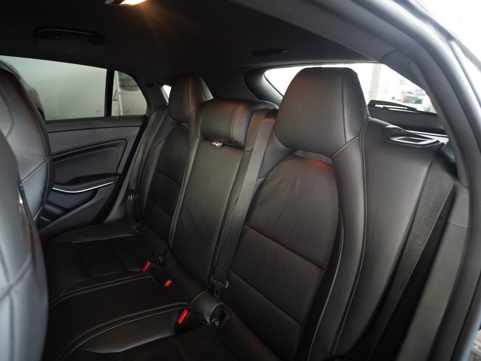 Mercedes-Benz CLA 220 Shooting Brake AMG/4x4/AUTOM./KAMERA/LED foto 21