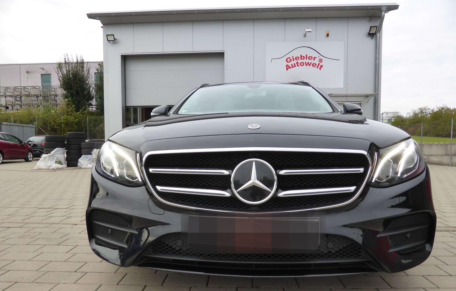 Mercedes-Benz E 220 E 220 d 4Matic /Leder/AHK/Navi/Xenon/Euro6