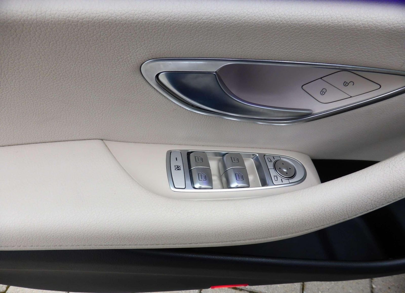 Mercedes-Benz E 220 E 220 d 4Matic /Leder/AHK/Navi/Xenon/Euro6 foto 15