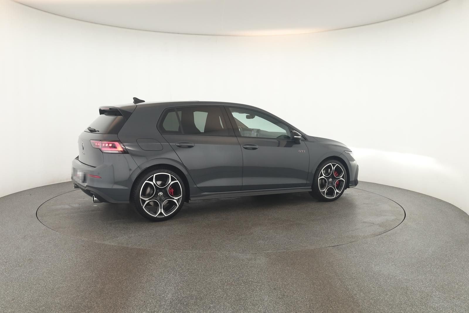 Volkswagen Golf GTI DSG Black IQ.LIGHT Pano HUD HarmanK 19" foto 24