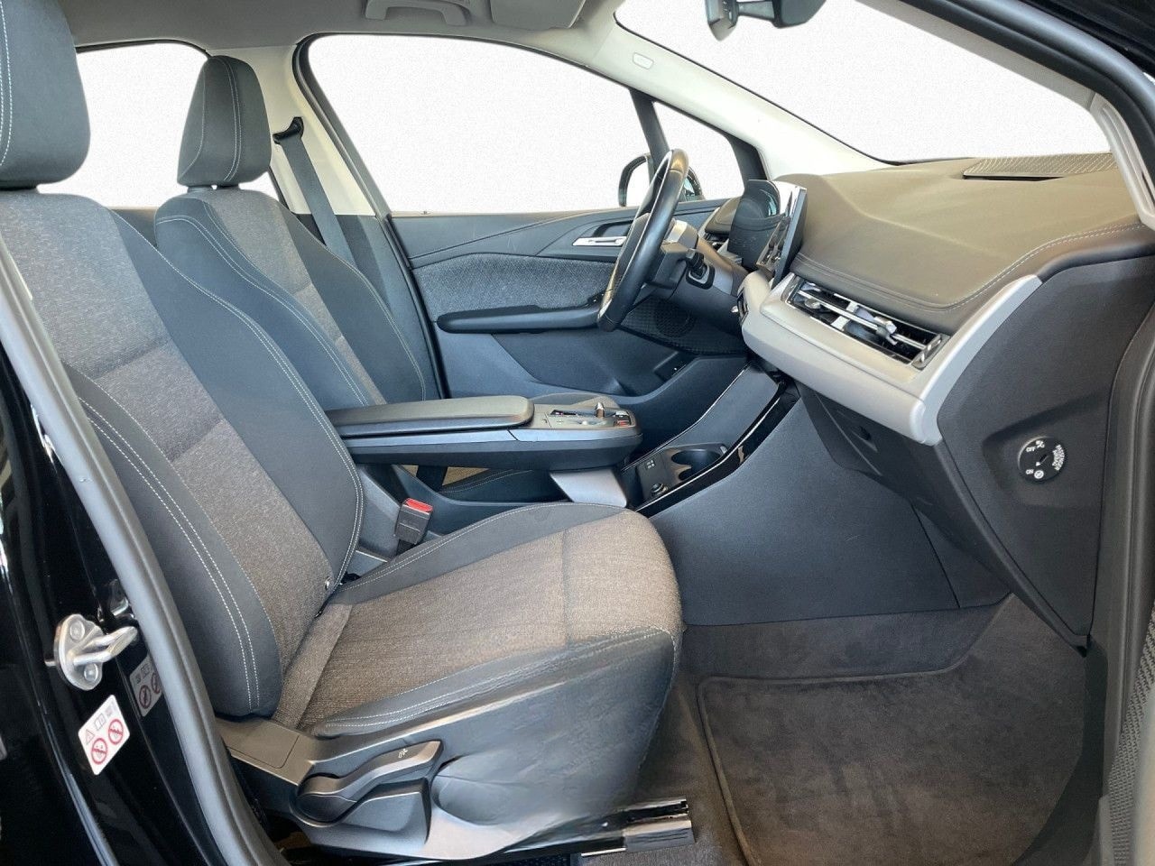 BMW 218d Active Tourer AHK,AdLED,Navi,RFK,DriAss,DAB foto 8