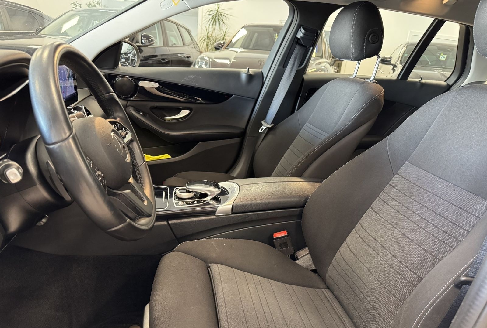 Mercedes-Benz C 300 T de*Avantgarde*LED*R-Cam*AHK*ACC*Navi*SHZ foto 12