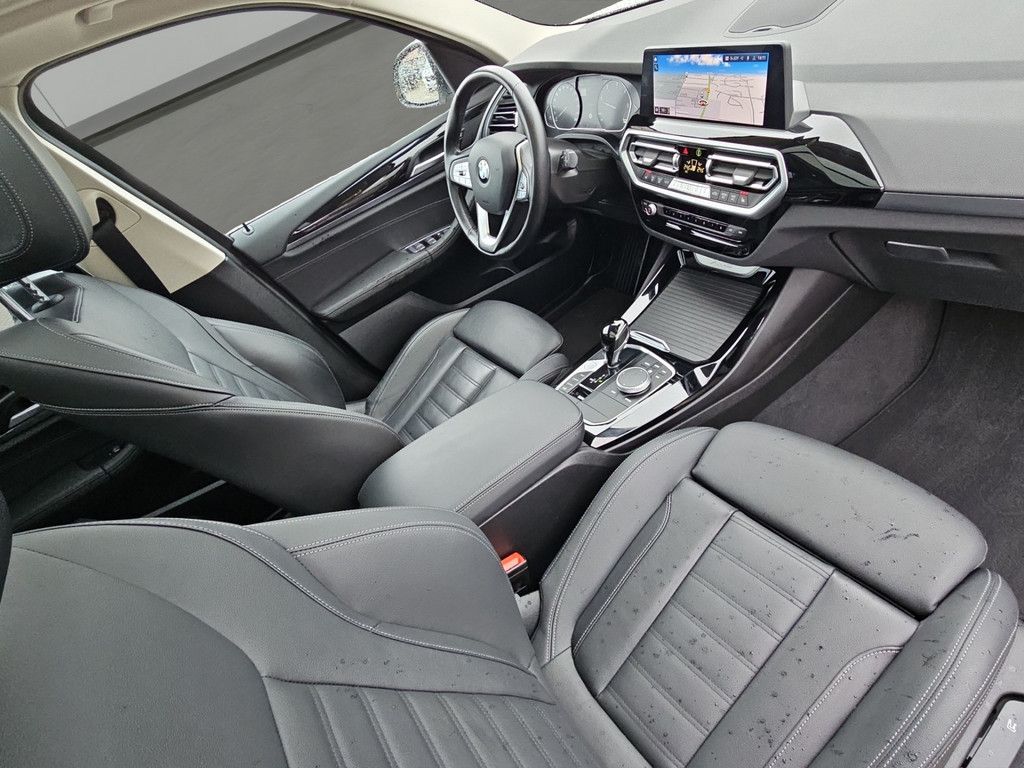 BMW X3 xDrive20d LED NAVI PANO LEDER KAMERA PDC 18" foto 7