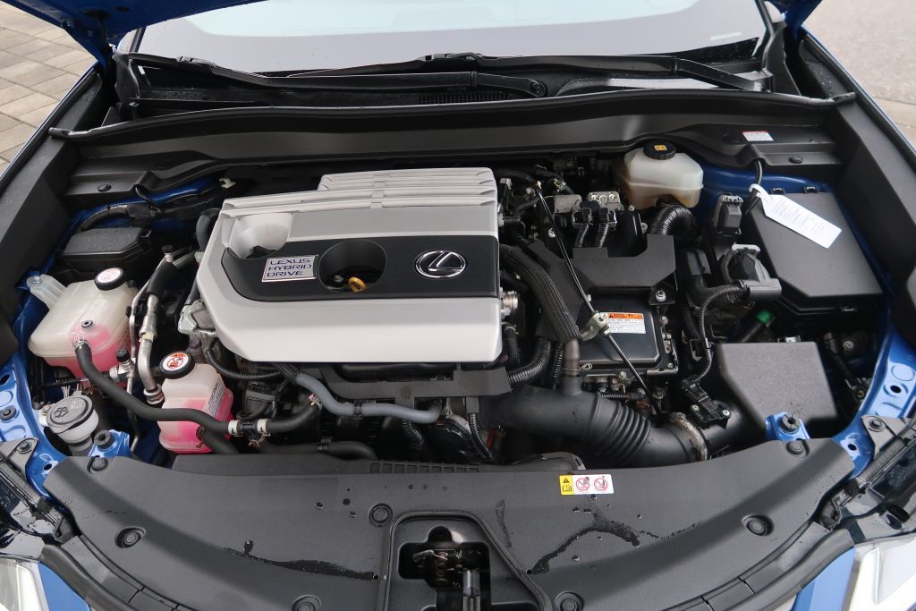 Lexus UX 250h Launch Edition foto 13