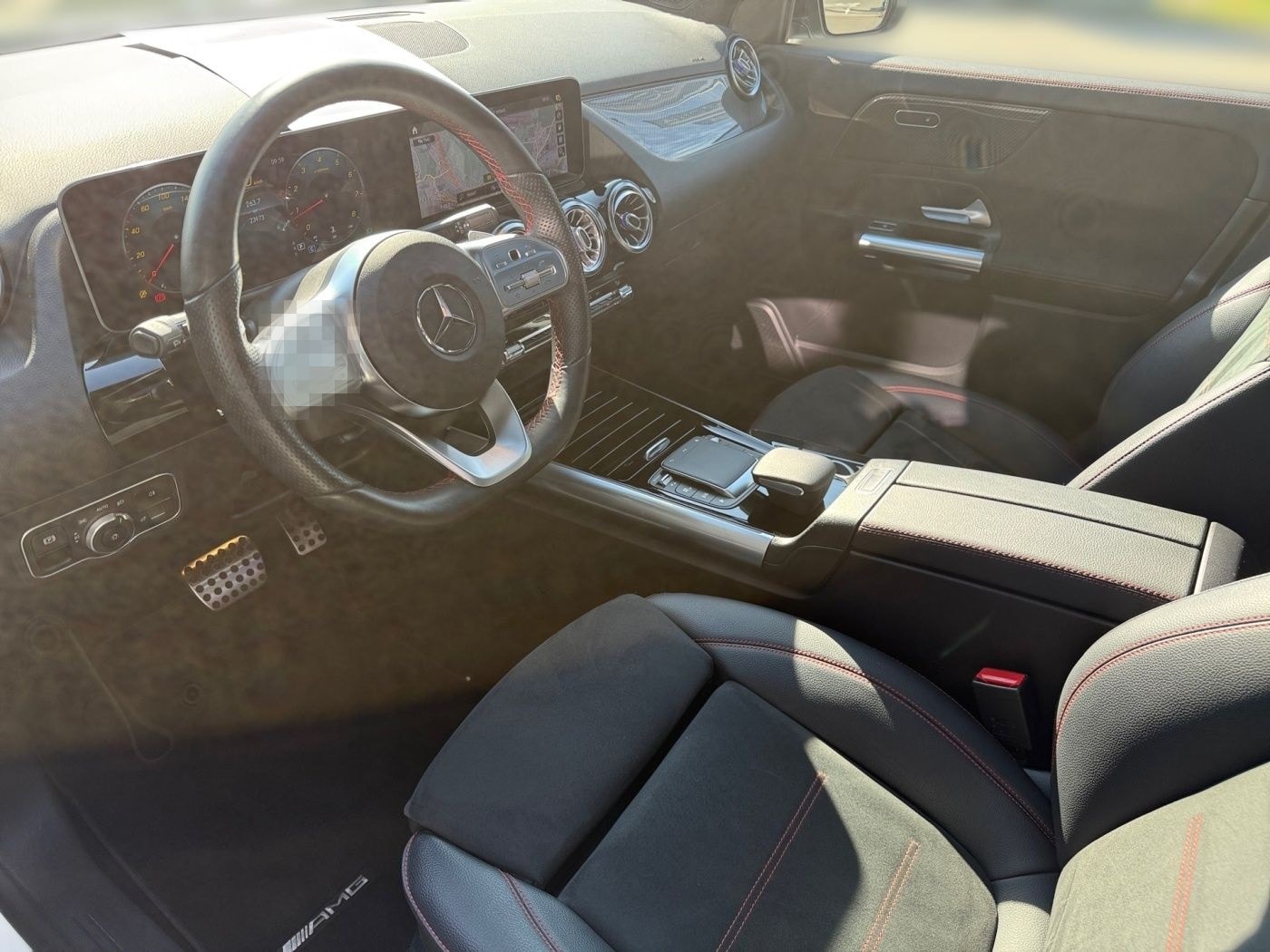 Mercedes-Benz GLA 250 4M AMG+NIGHT+AHK+PANO+AMBI+LED+FLA+WIDE+ foto 5