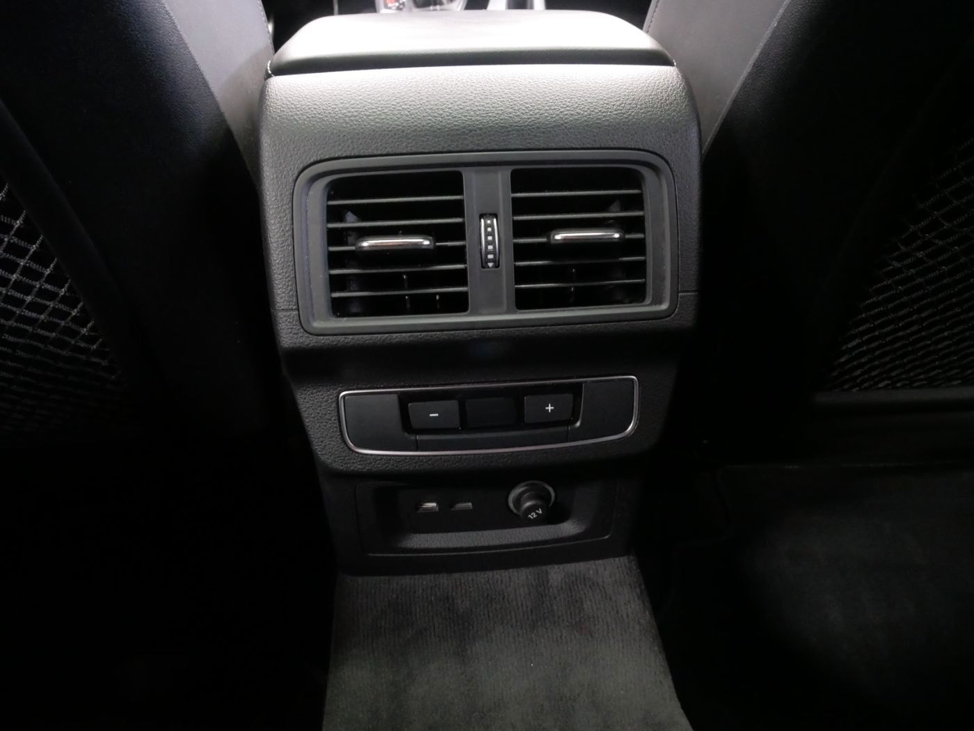 Audi Q5 40 TDI quattro S tro. advanced LED AHK PANO foto 14