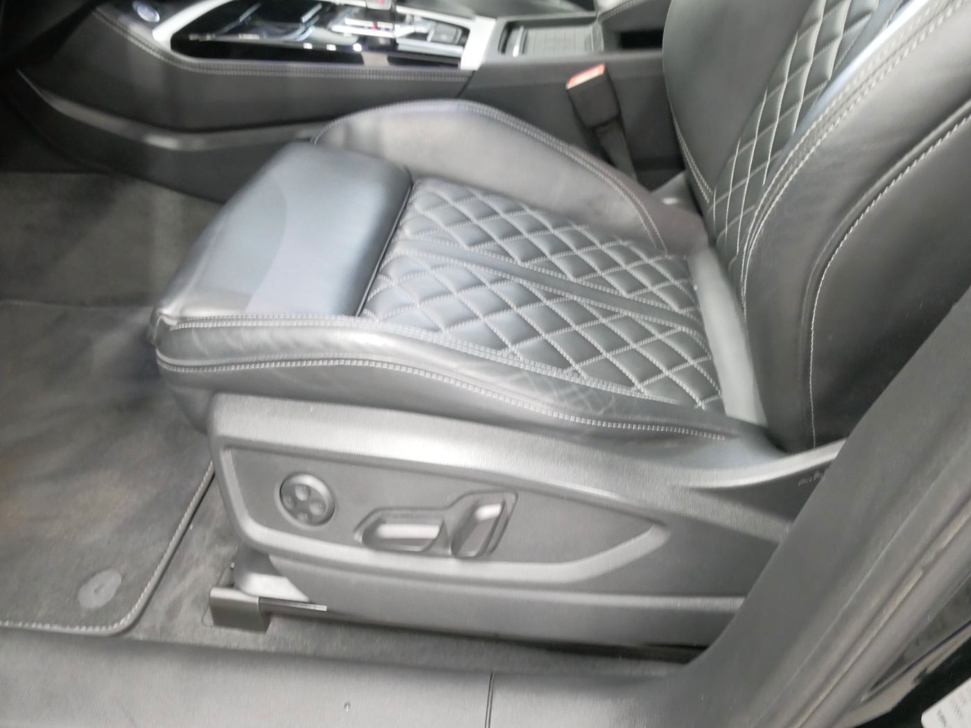 Audi Q5 40 TDI quattro S tro. advanced LED AHK PANO foto 18