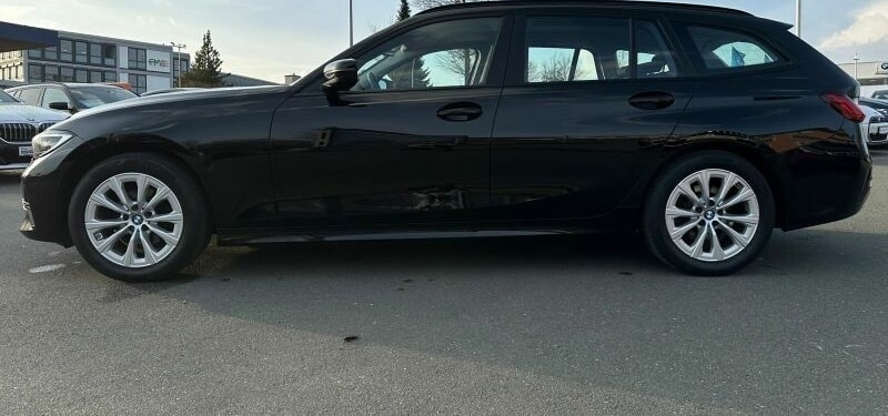 BMW 318d Touring LCPROF LED NAVI KLIMA SHZ DAB foto 10